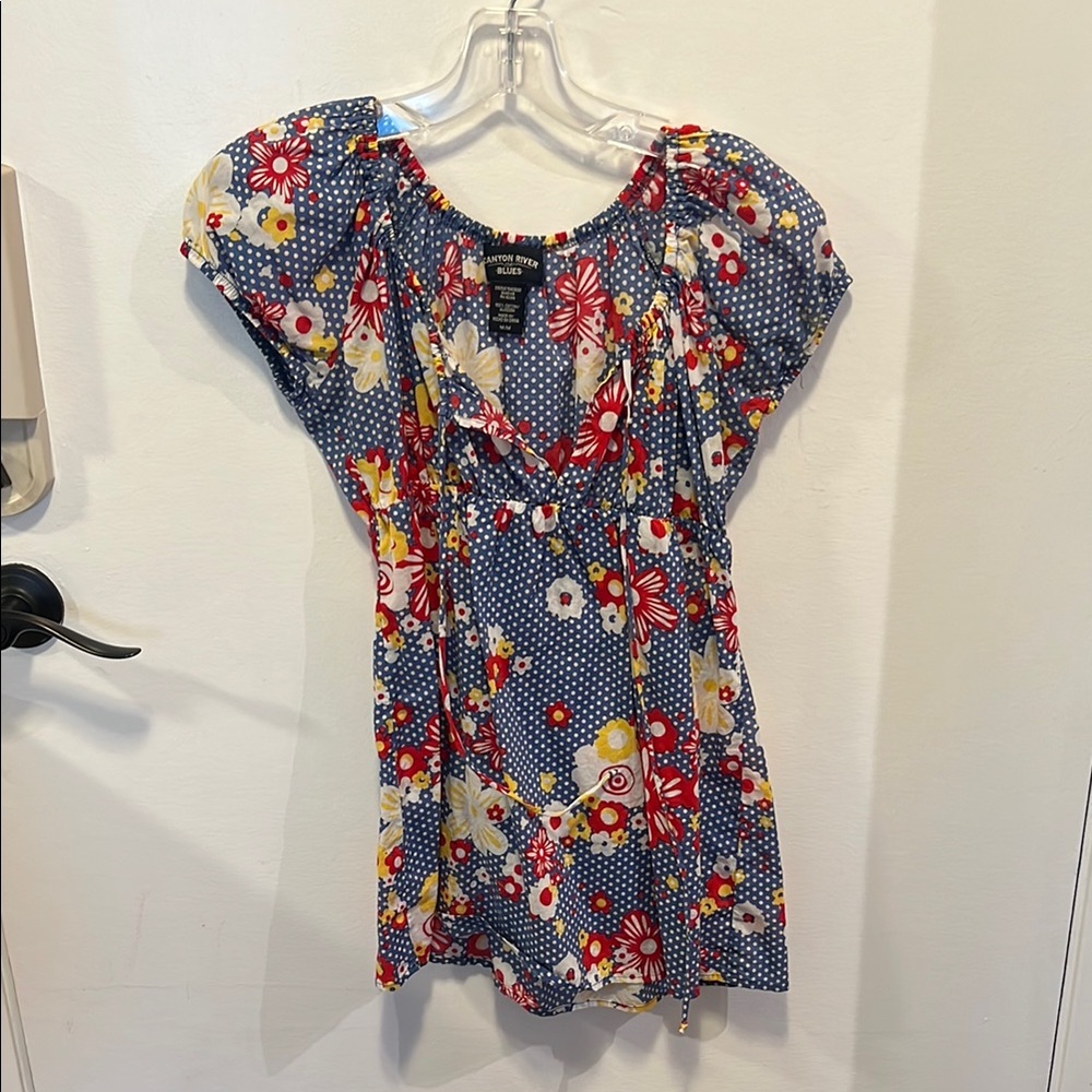 Forever 21 Red and Orange Puff Sleeve Blouse